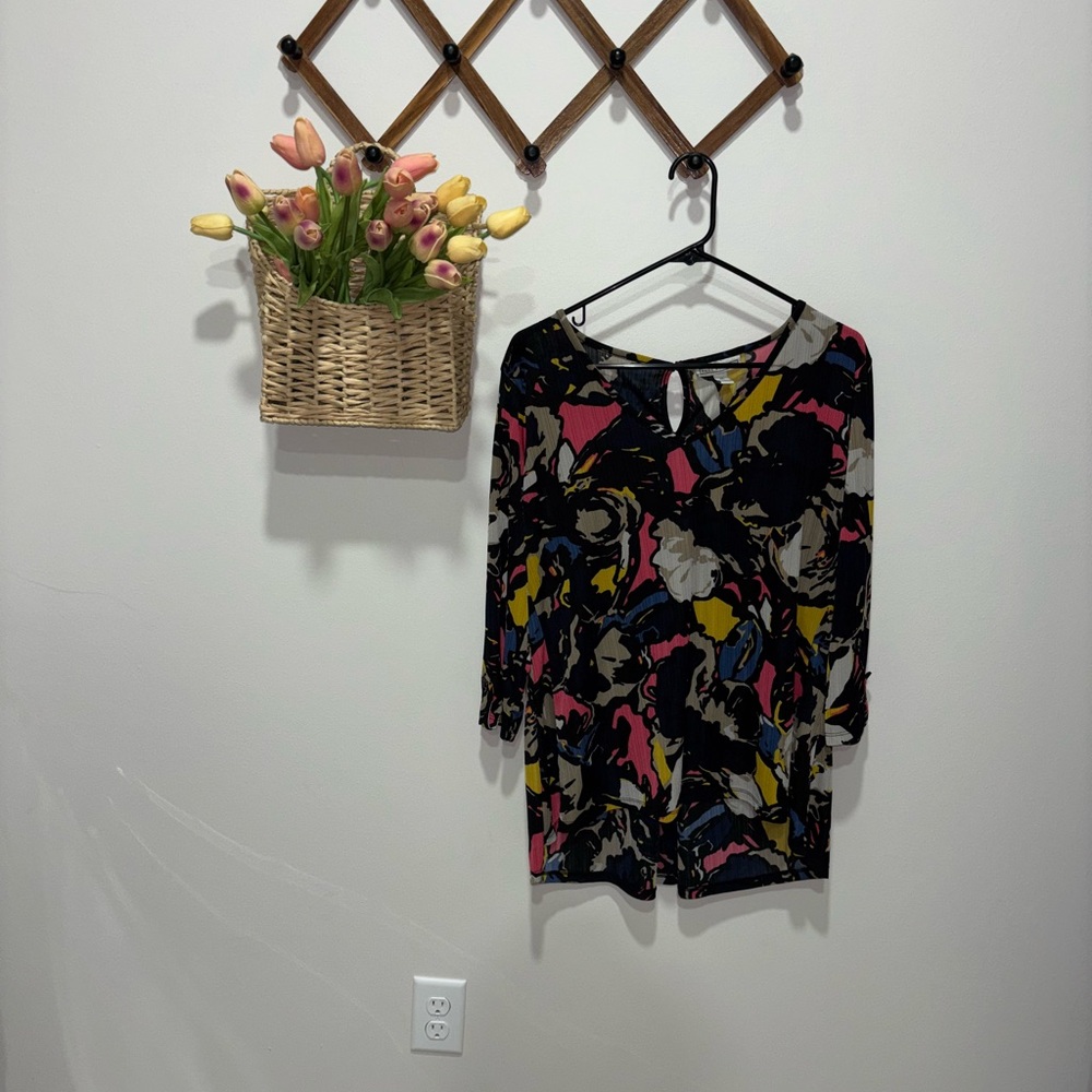 Dana‎ Buchman Vibrant Abstract Top